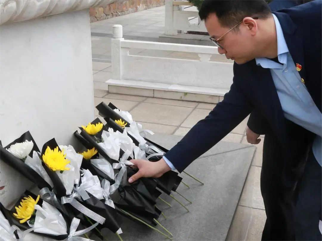 香港财神爷图库资料区